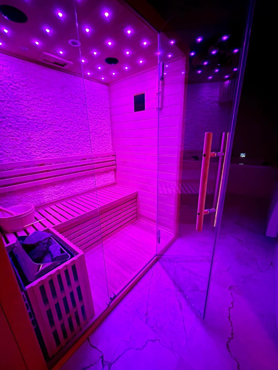 Sauna, Sauna, Spa and wellness centre/facilities