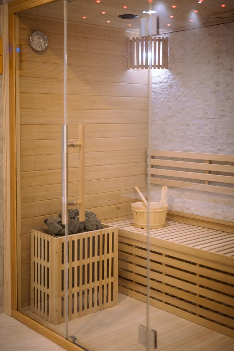 Sauna, Sauna, Spa and wellness centre/facilities