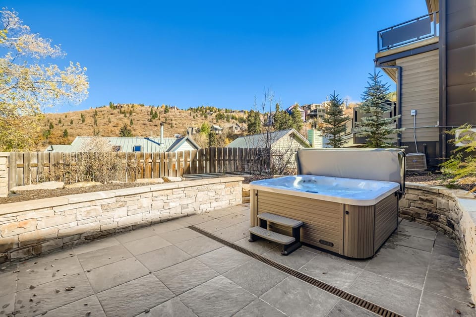 King Road Luxury Lodge Private Hottub Game Room Media Room 45 House in Park City