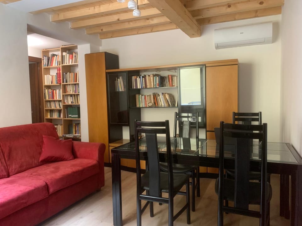 Centrocitta' Apartment in Emilia-Romagna