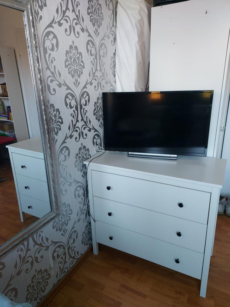 kleines Zimmer in einer Wohnung mit gemeinsamen Bad und Küche Vacation rental in Hamburg