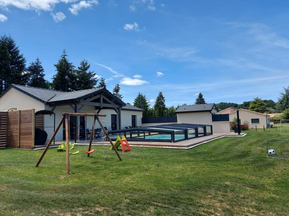 Garden, Swimming pool
