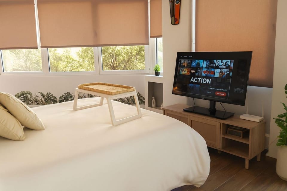 Bed, TV and multimedia