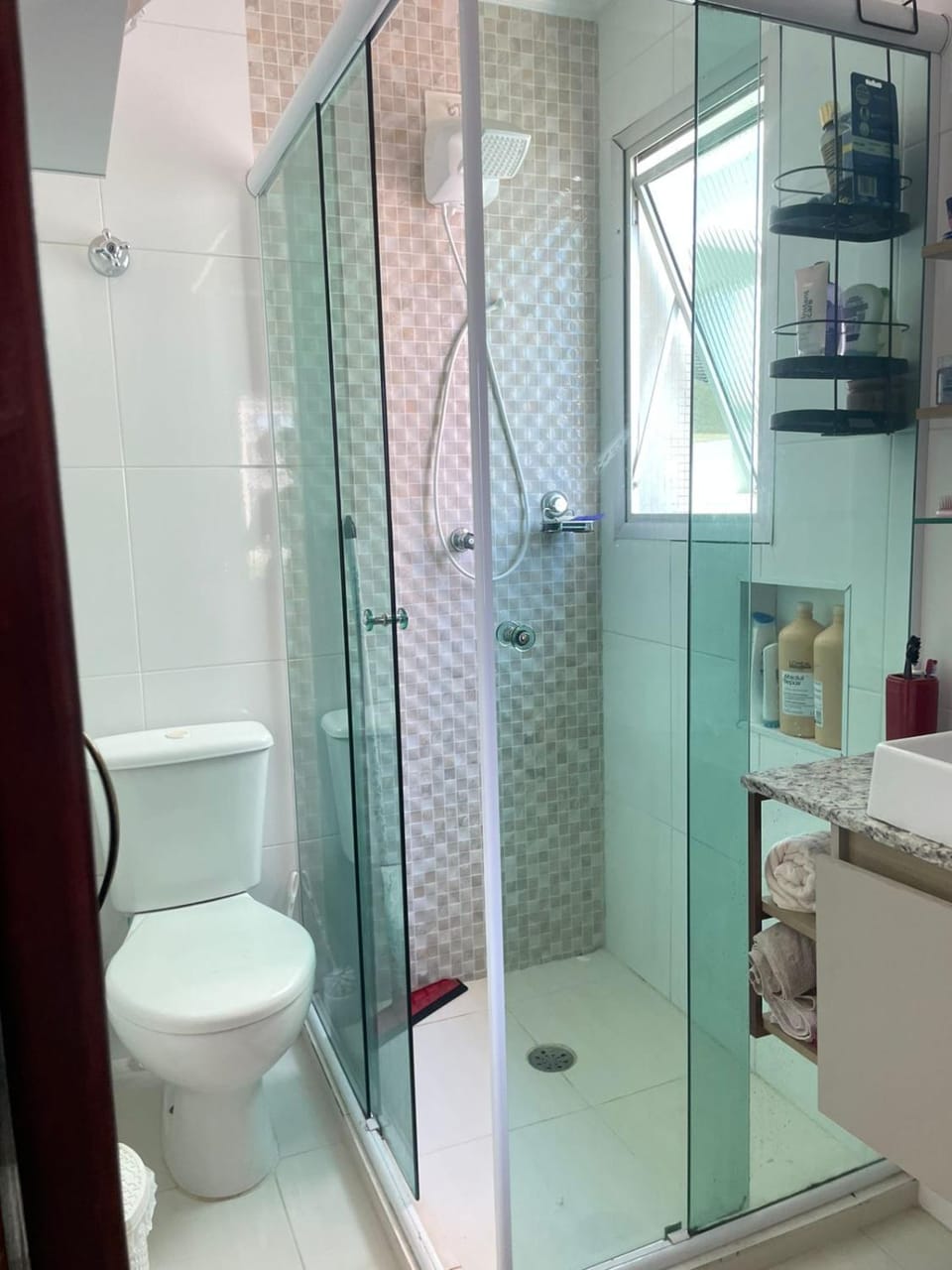 Shower, Toilet, Bathroom, Bath