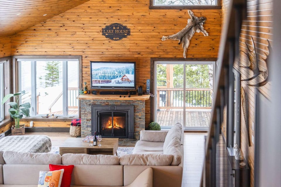 Le Domaine Riverin Chalet in Quebec
