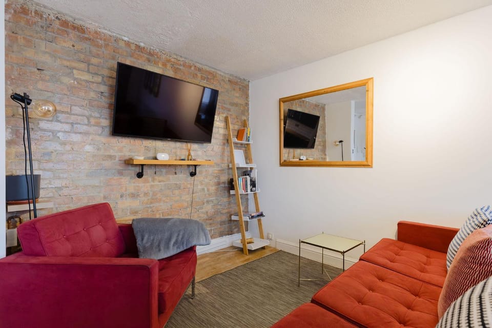 Homely 1BD Flat by the River Thames Shadwell Apartment in London