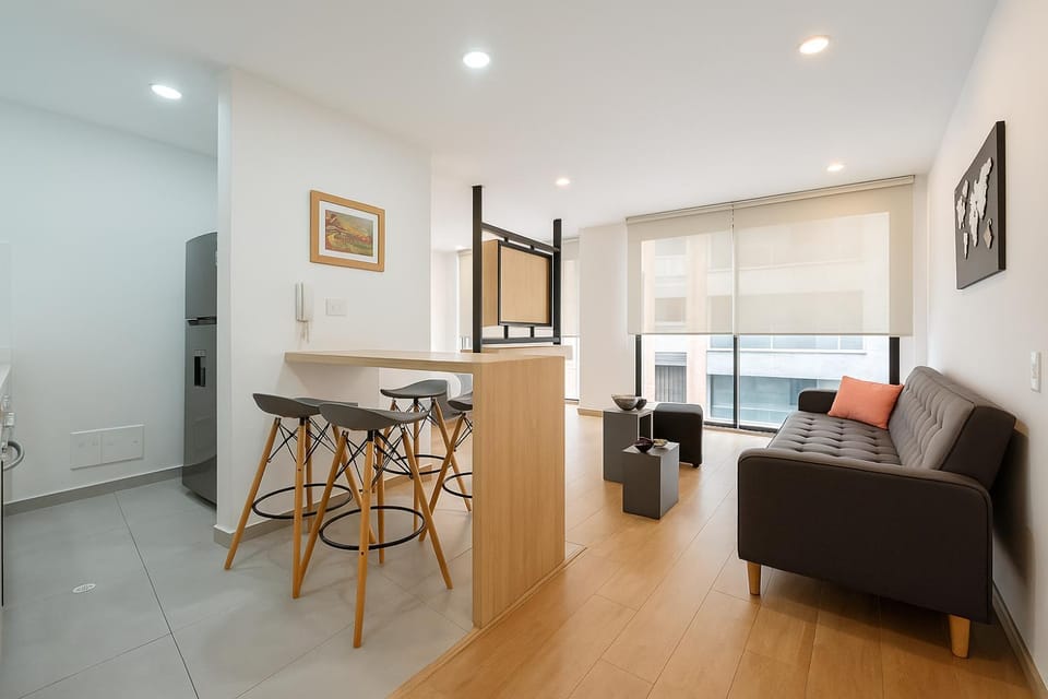 Kitchen or kitchenette, Living room, Seating area, Dining area