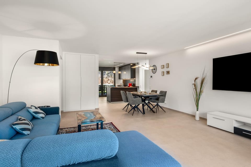 TV and multimedia, Living room