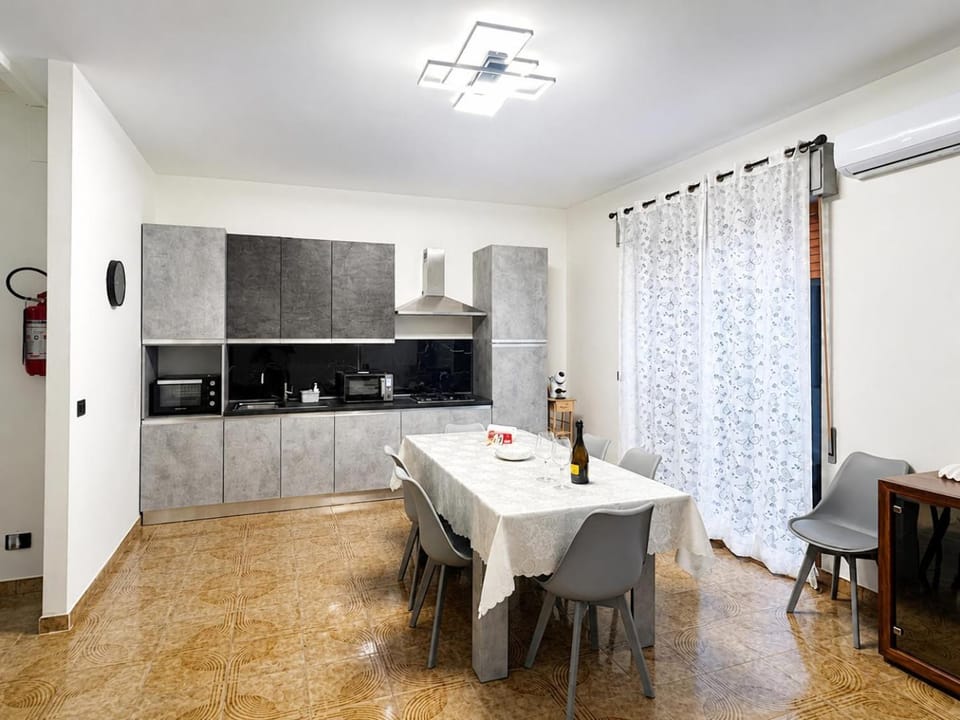 View (from property/room), Living room, Seating area, stove