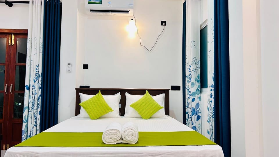 Casamia - Relaxing Cozy Guest Room Hiriketiya Bed and Breakfast in Tangalle