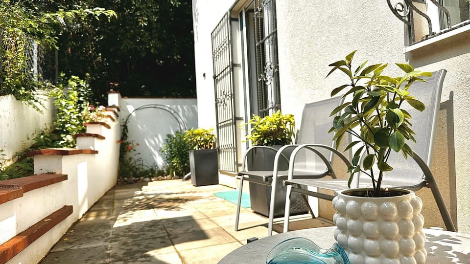Patio, Day, Garden, View (from property/room), Balcony/Terrace, Garden view