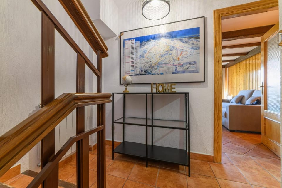 Living room, Photo of the whole room