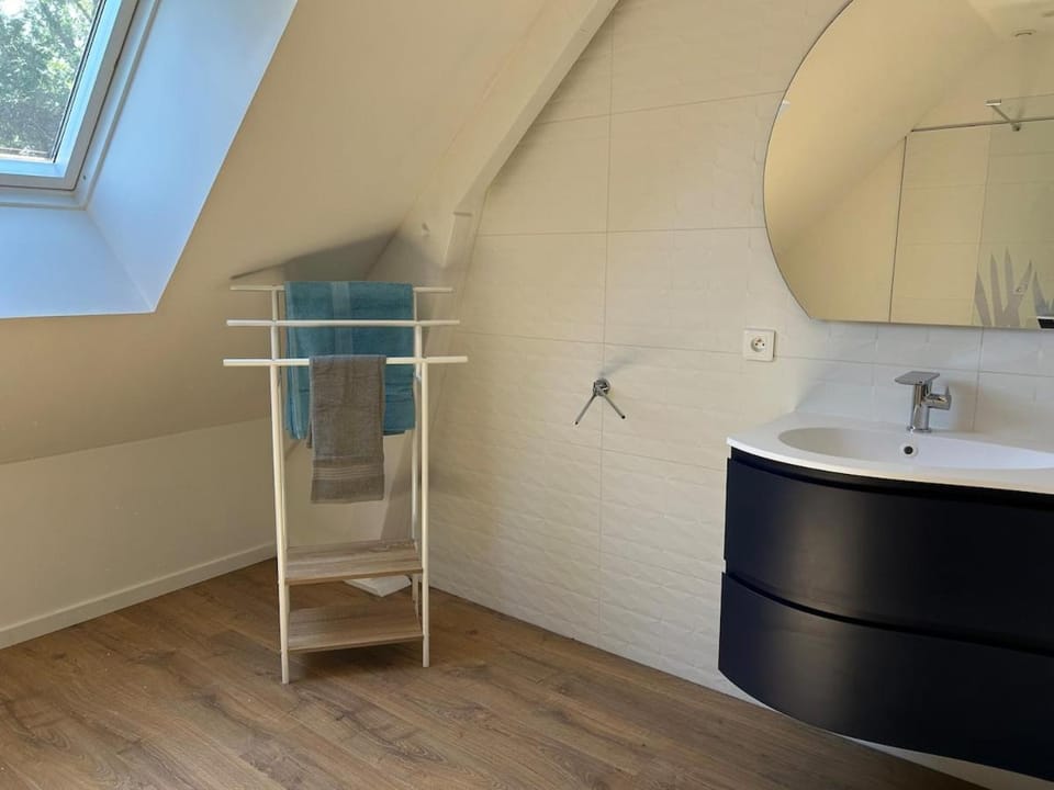 Maison La Fontaine House in Centre-Val de Loire