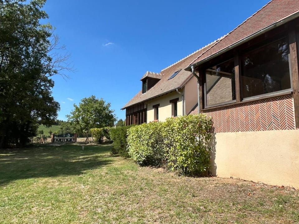 Maison La Fontaine House in Centre-Val de Loire