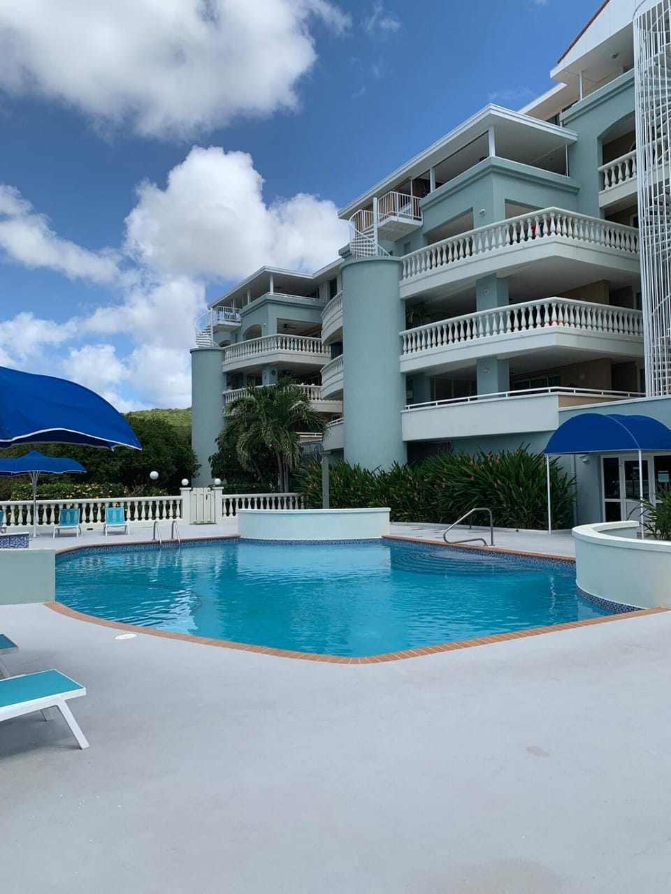 Property building, Garden, Pool view, Swimming pool