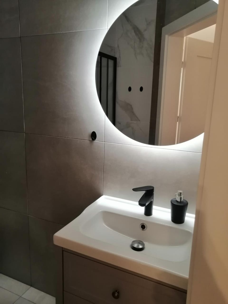 Apartament Dolinka, parking w hali garażowej Apartment in Pomeranian Voivodeship