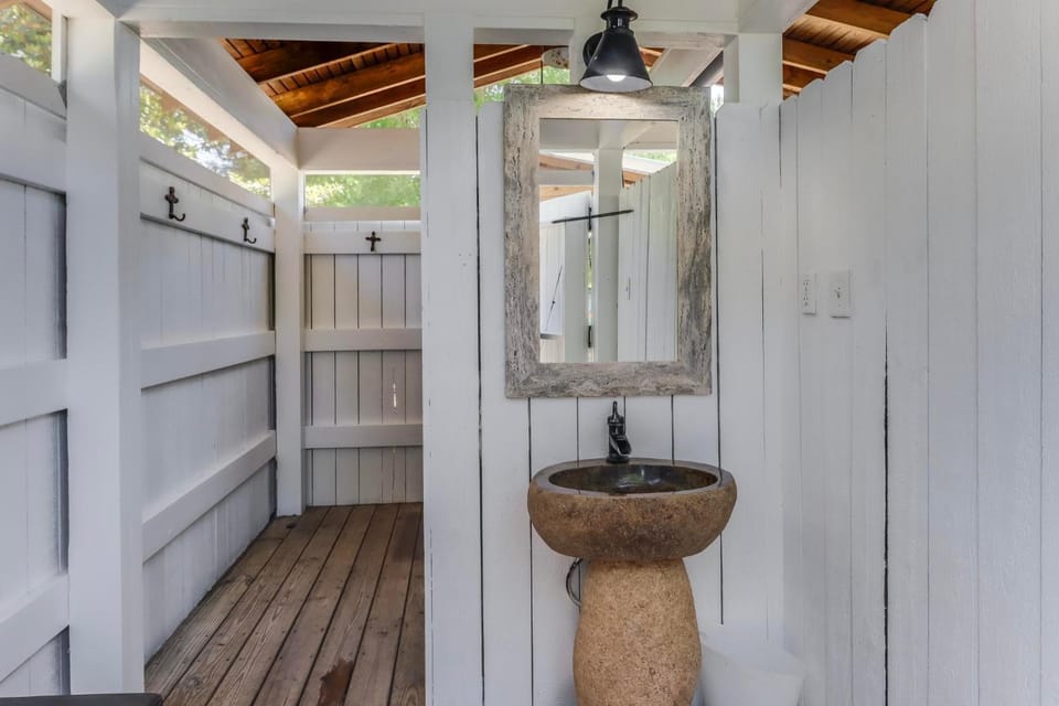 The Woolmarket Inn at Stiglets' Landing House in Gulfport