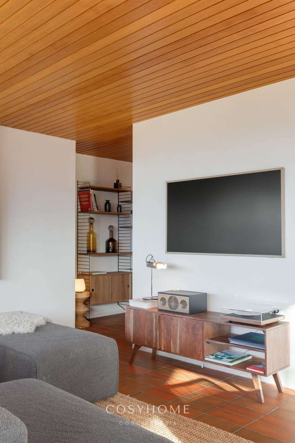 TV and multimedia, Living room, Seating area