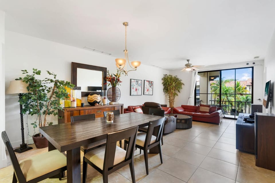 Elegant Condo in High-End Resort Community with Pool and Beach Club Access House in Coco