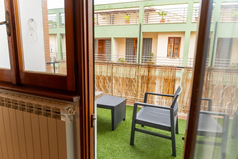 View (from property/room), Balcony/Terrace