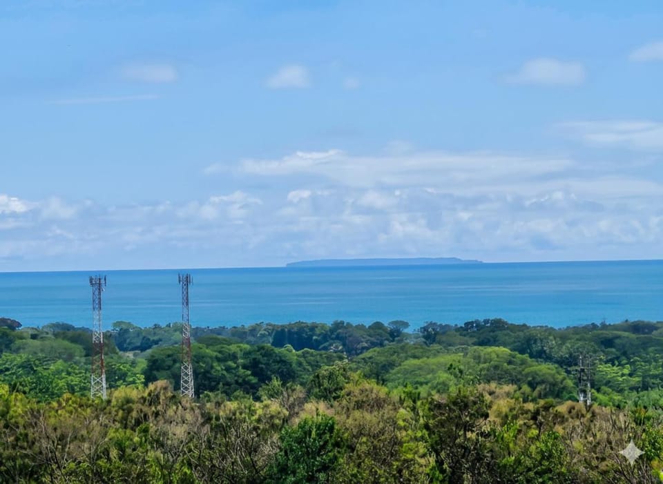 Uvita, Bahía Ballena, Ocean View Apartment in Uvita