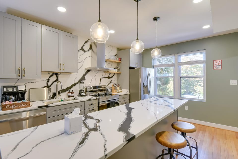 8 Mi to DC: Cheverly Apt w/ Easy Metro Access Apartment in Cheverly