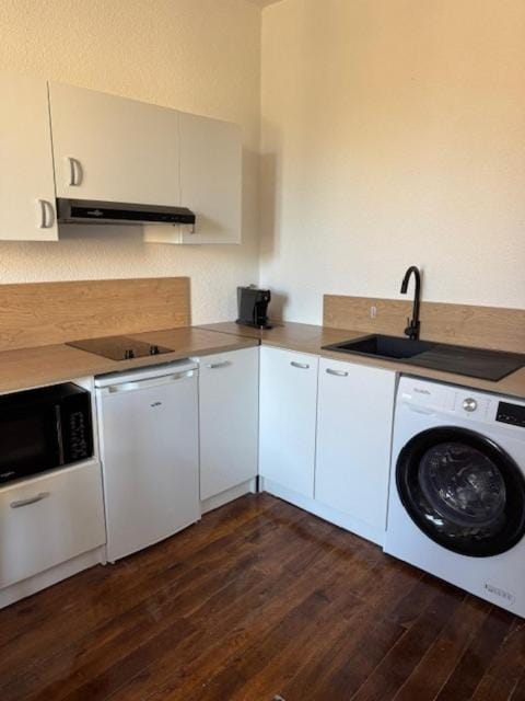 Kitchen or kitchenette, pet friendly, stove, washing machine, dryer