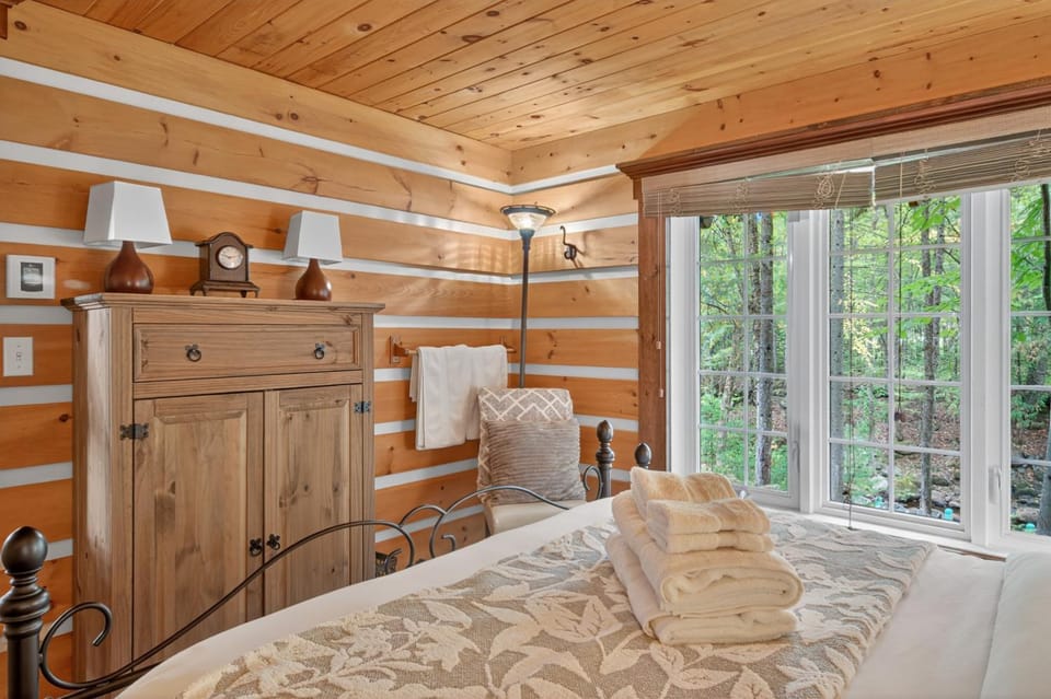 Domaine Rivière Sacacomie - Chalet l'Hirondelle Chalet in Saint-Alexis-des-Monts