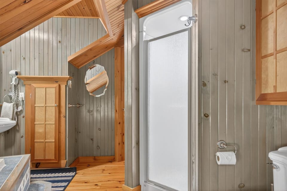 Domaine Rivière Sacacomie - Chalet l'Hirondelle Chalet in Saint-Alexis-des-Monts