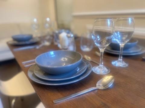 Liverpool Jasmine House - Spacious 2-Bed Near Anfield Stadium House in Liverpool