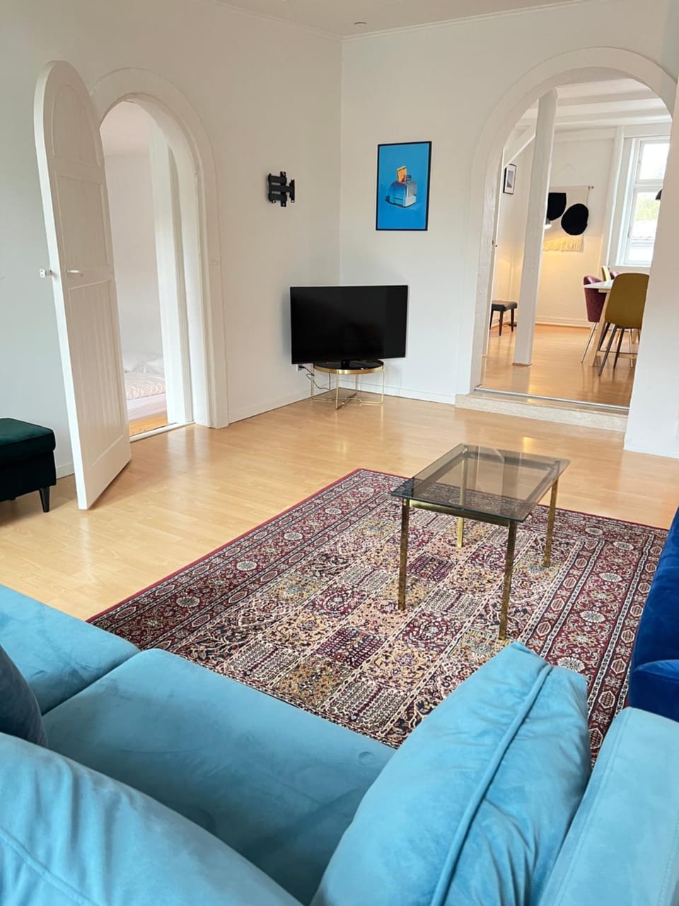 Communal lounge/ TV room, TV and multimedia, Seating area, Evening entertainment