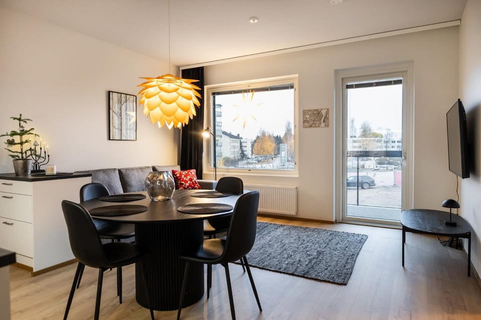 Communal lounge/ TV room, Dining area