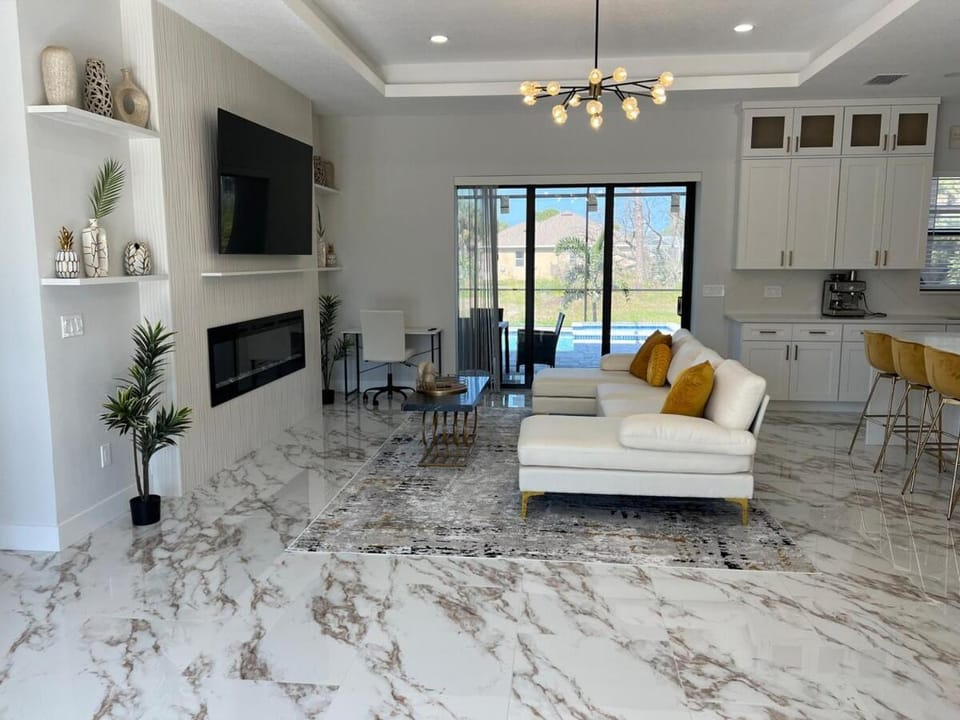 Upscale Getaway Villa in Rotonda West