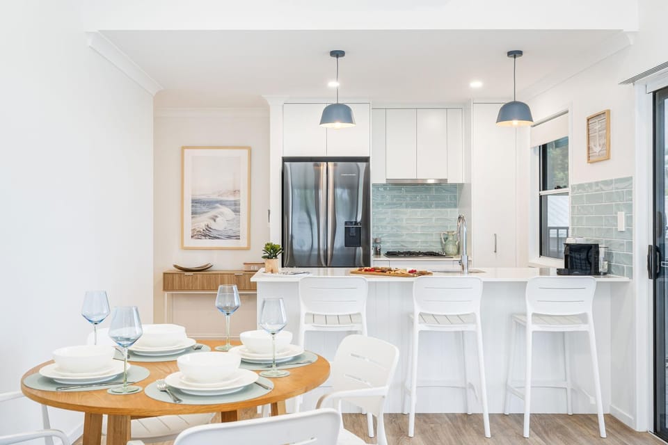 Dining area, Breakfast