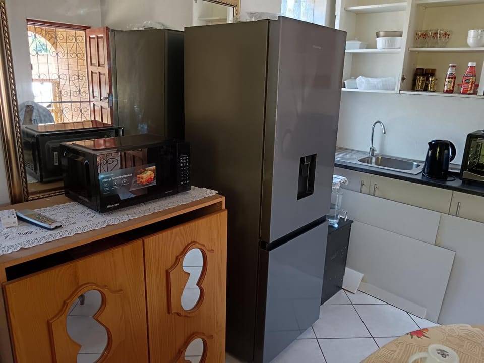 Teal Terrace Self Catering House in KwaZulu-Natal