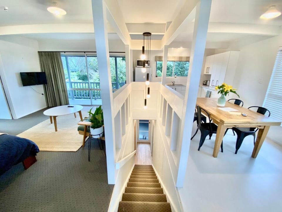 Treetop studio apartment Apartment in Hamilton