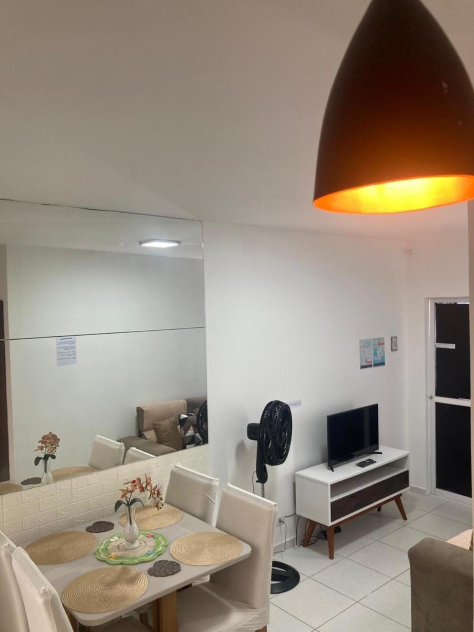 Communal lounge/ TV room, TV and multimedia, Living room, Seating area, Evening entertainment