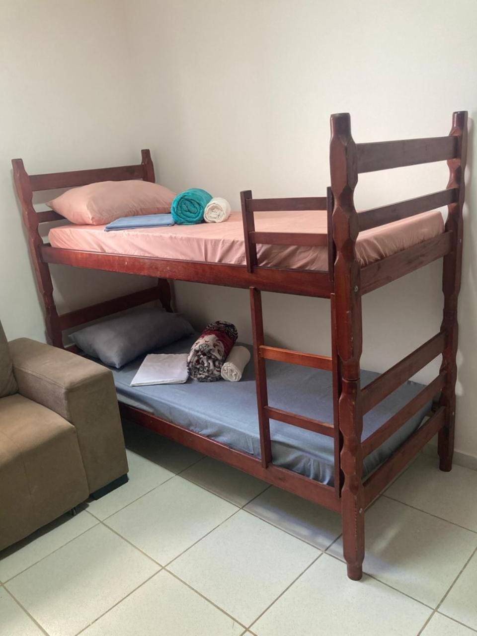 Bed, Photo of the whole room, Bedroom, bunk bed