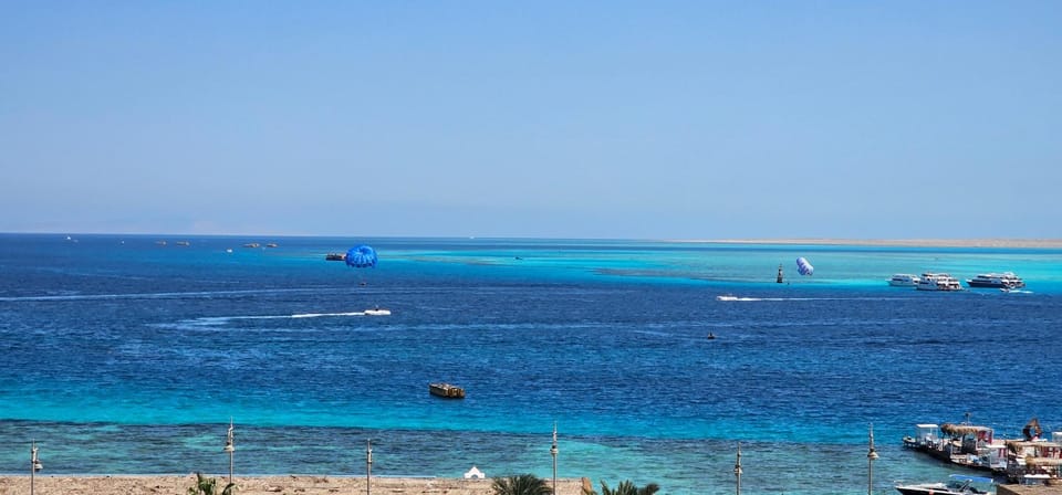 Sea view 3 bedrooms apartment 06 Apartment in Hurghada