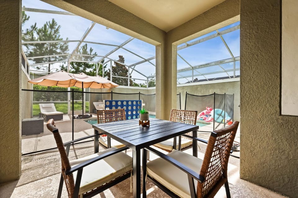 Kissimmee Villa Spacious 4BR Home Near Disney Parks House in Four Corners