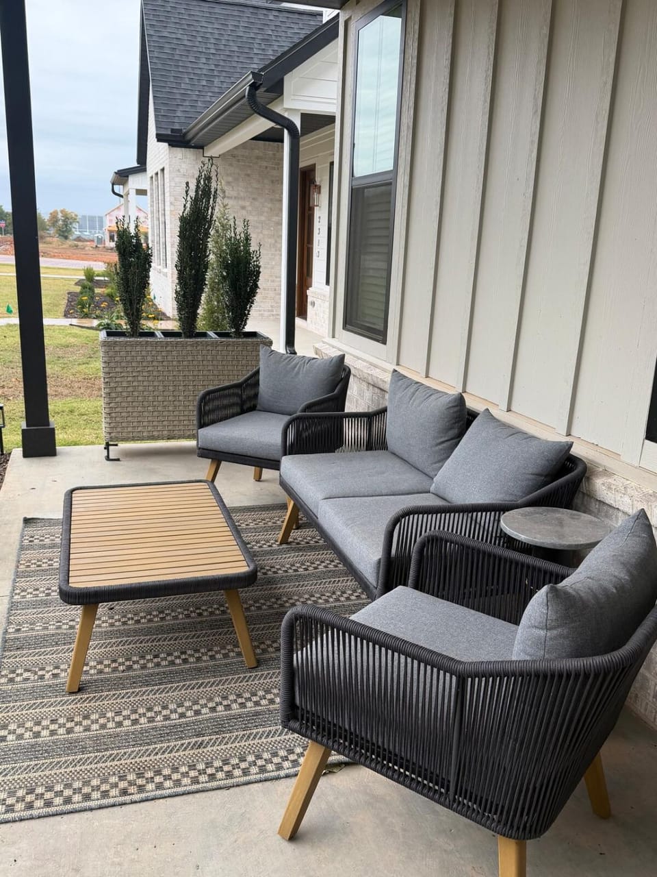 Patio, Seating area