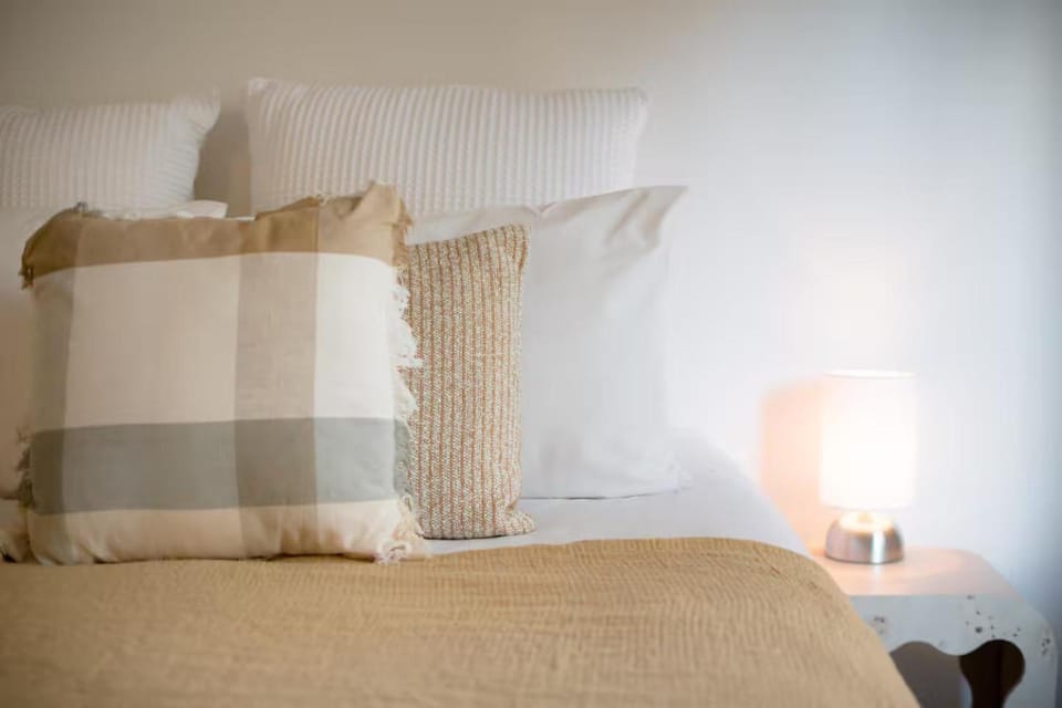 Comfortable Town House Near City House in Launceston