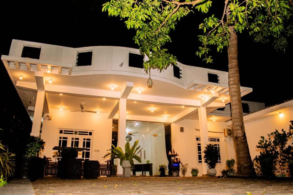 86-villa trincomalee Villa in Sri Lanka