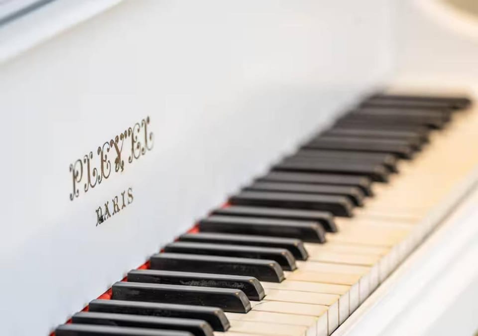 Living room, Lounge or bar