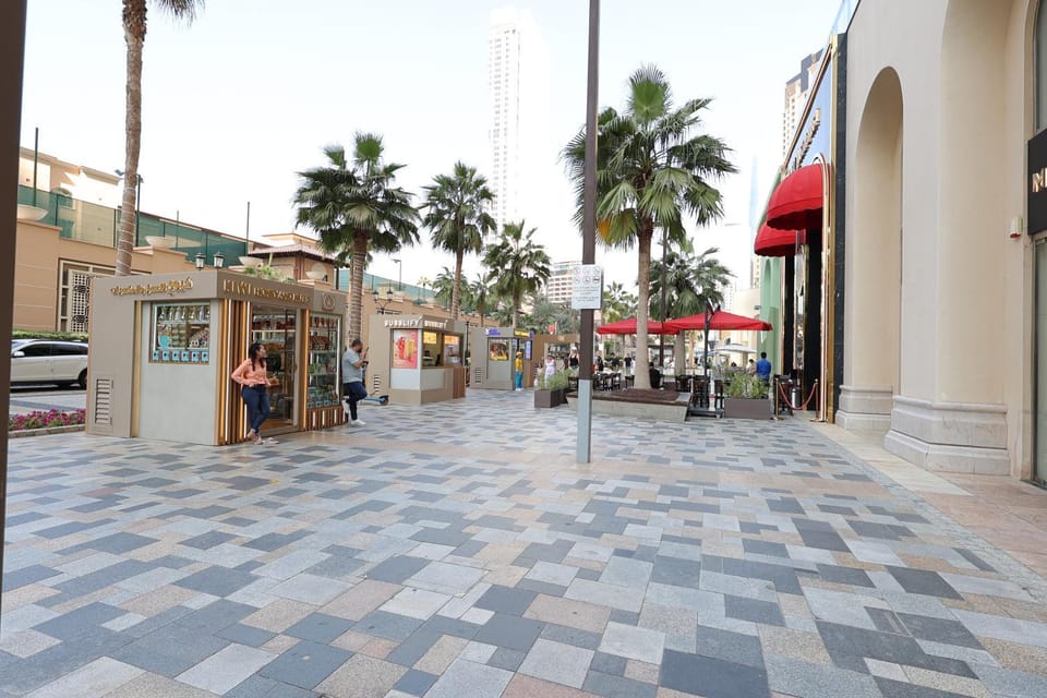 Restaurant/places to eat, Restaurant/places to eat