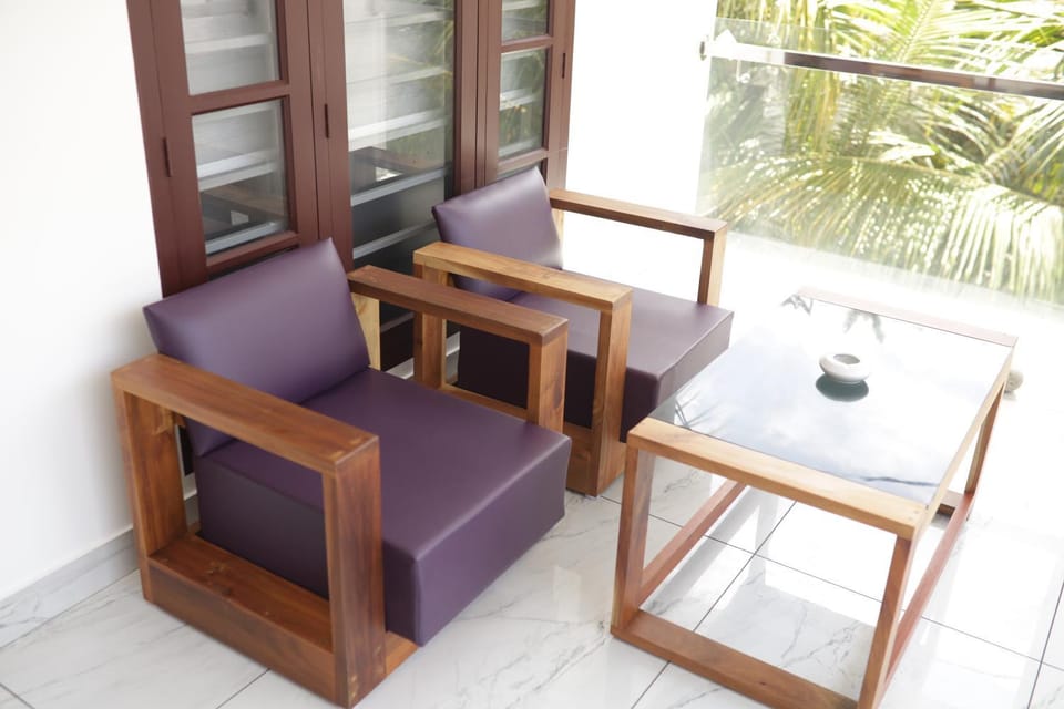 View (from property/room), Balcony/Terrace, Seating area