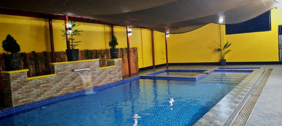 Lolo's Staycation Villa in Angeles