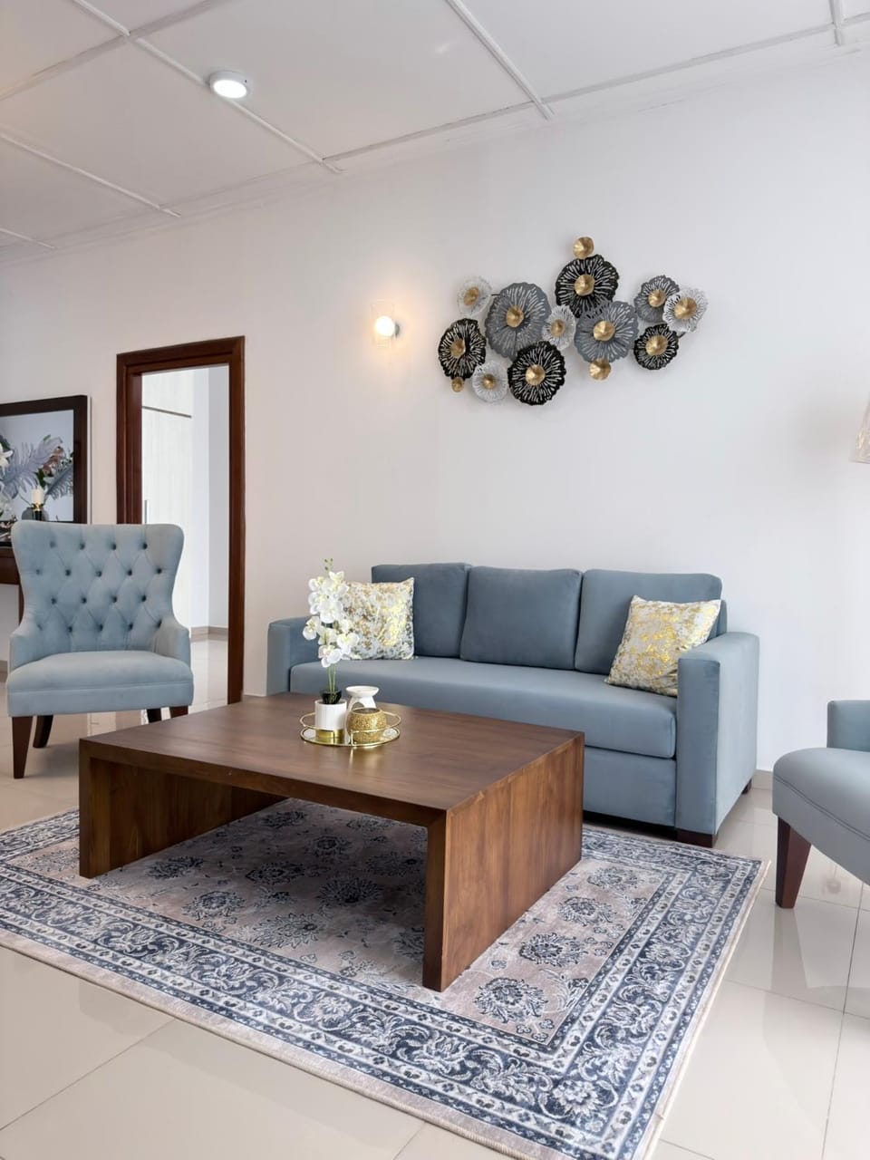 Living room, Seating area