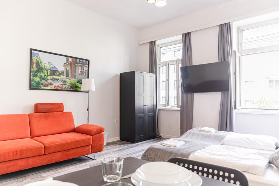 Bed, Seating area, Bedroom, wardrobe