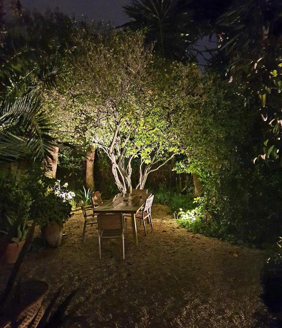 Hidden Gem with Pool & Garden in Historical Center Apartment in Lagos